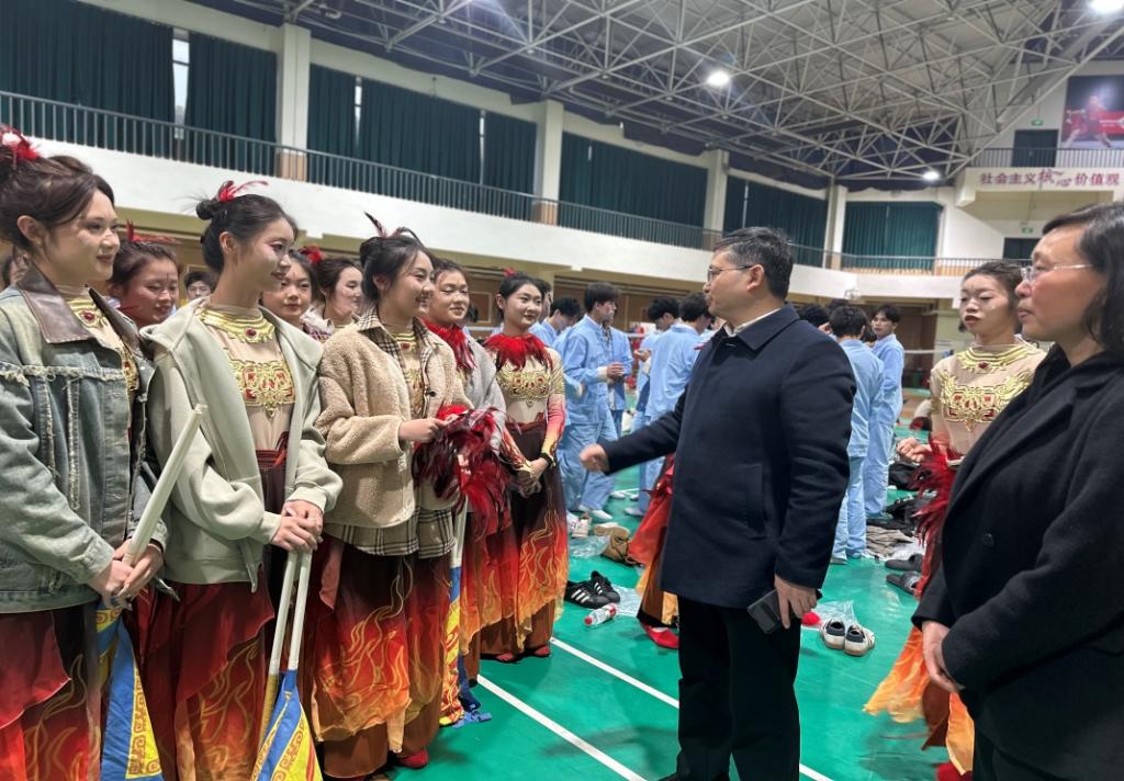 <h3>15</h3><p>2026-03</p>