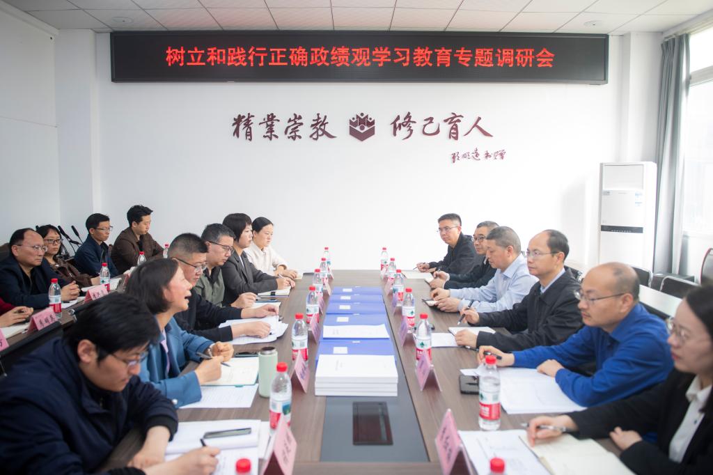 <h3>17</h3><p>2026-04</p>